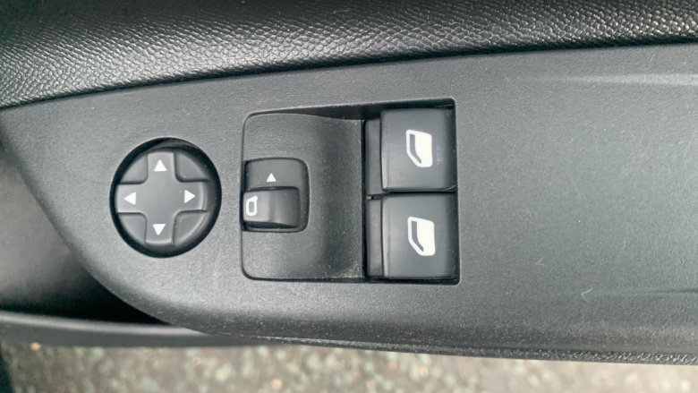 Vauxhall Corsa 1.2 SE 5dr Petrol Hatchback